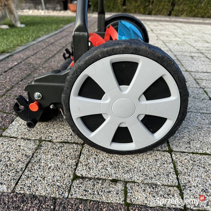 Bębnowa rotacyjna kosiarka ręczna Gardena 400 Lubin