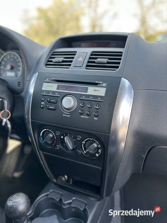 Piekne Suzuki SX4 Benzyna Bezwypadek Mega stan CD Puławy