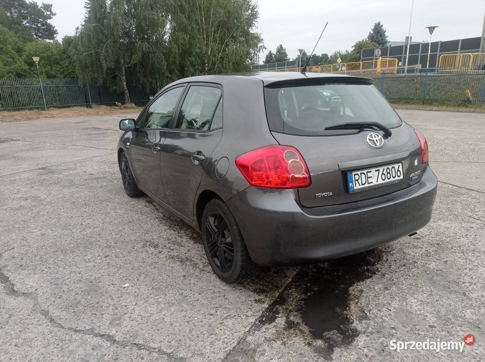 Auris 22 d4d 2007 zamian większe bądź mniejsze Pilzno