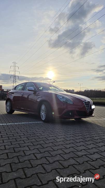 Alfa Romeo Giulietta 14 170 benzyna z ksenonami elektryczne lusterka wielkopolskie Poznań