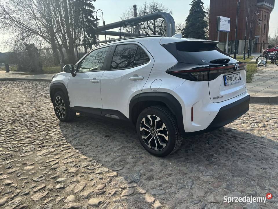 Toyota Yaris Cross Hybryda 2023 automatPierwszy elektryczne lusterka Płońsk