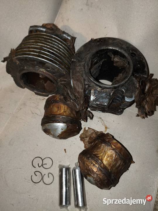 Nowe oryginalne cylindry z tłokami Dniepr MT Leszno