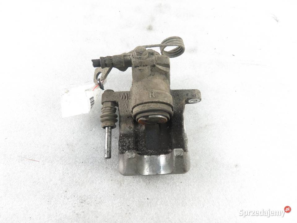 ZACISK PRAWY TYŁ AUDI A6 C5 19 TDI