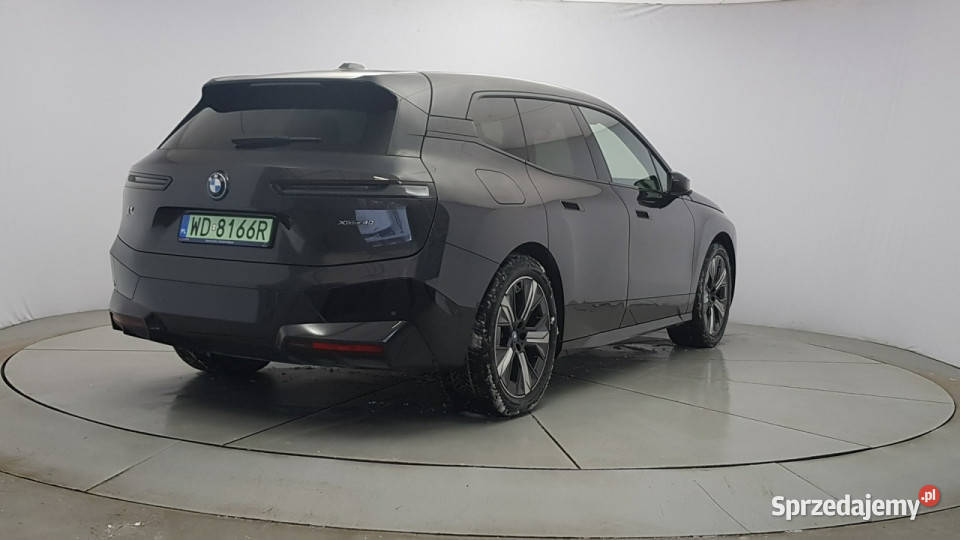BMW iX xDrive40 766kWh Z Polskiego Salonu napęd 4x4 mazowieckie Warszawa