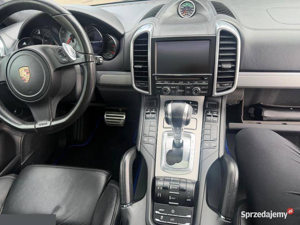 Porsche Cayenne GTS 48 V8 420 4x4 2014r