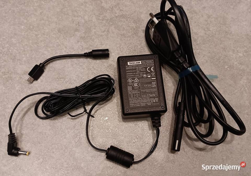 TASCAM P520E Zasilacz sieciowy