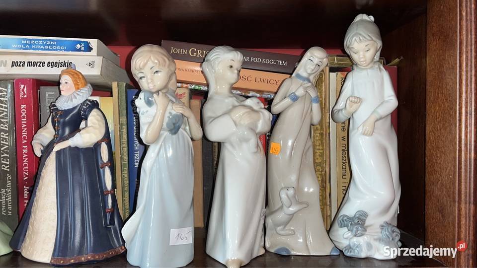 Figurka dziewczynki z pieskiem Śliczna i