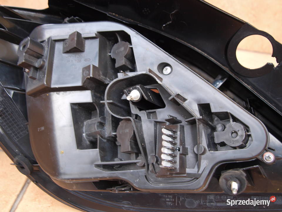 Opel Astra 3 H lampa prawa tył hatchback 2004 Kalisz sprzedam