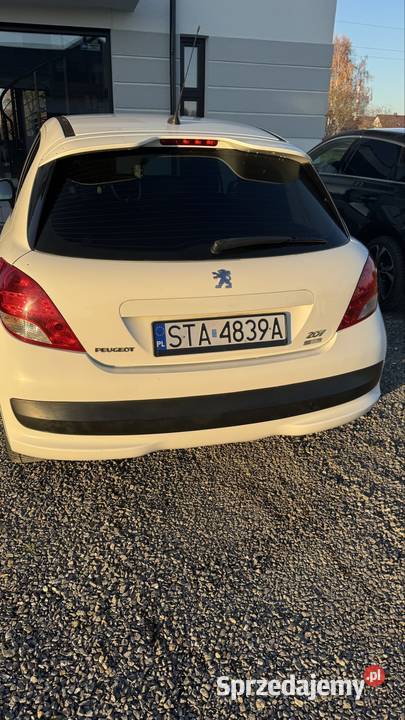 Peugeot 207 16 hdi 90 2010 wersja 99g biały 5 manualna Żory