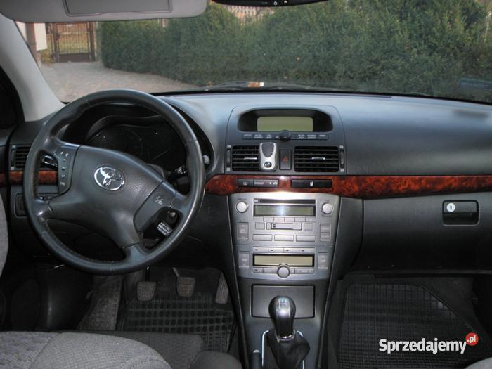 TOYOTA AVENSIS 1350km Koło