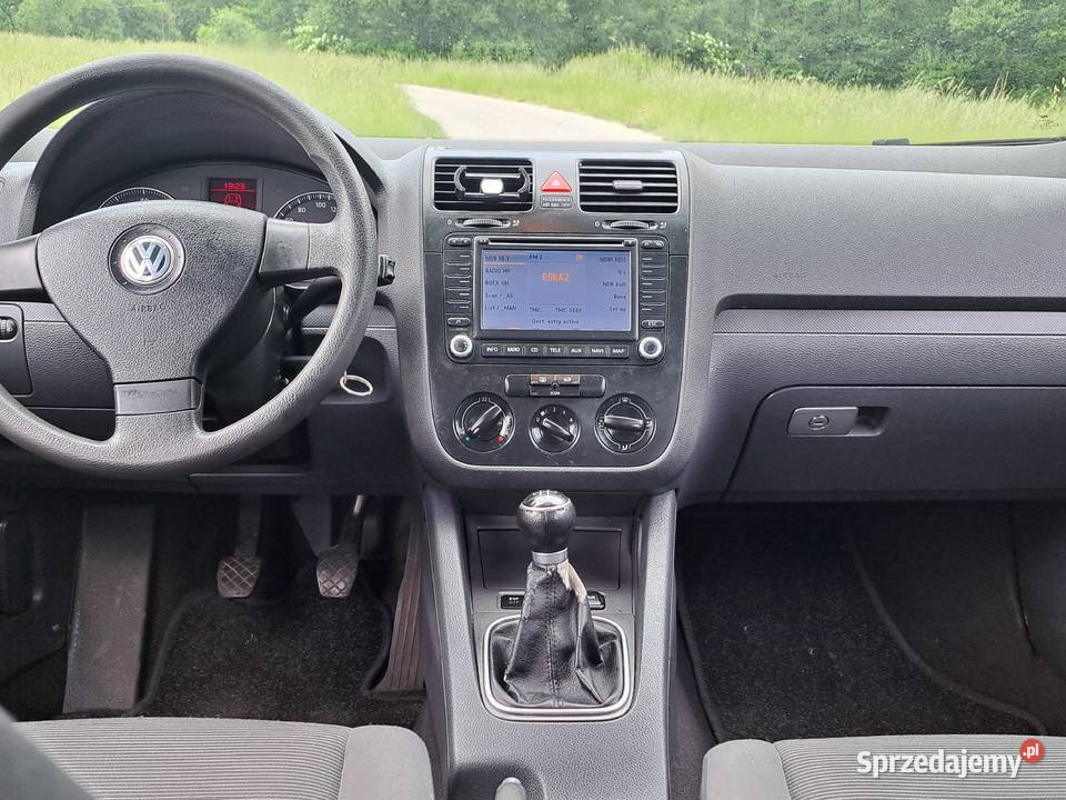 Sprzedam Volkswagen Golf V 14 benzyna 2005r Żyrardów