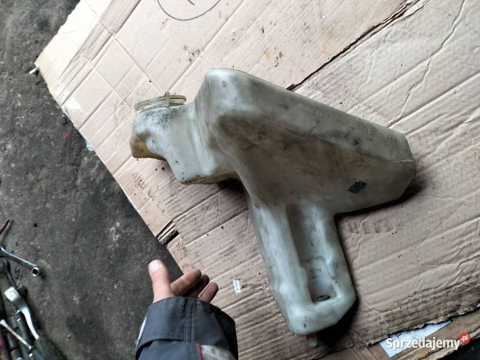 ZBIORNICZEK SPRYSKIWACZY MERCEDES W168 Pozostałe Motoryzacja lubelskie Kamień-Kolonia