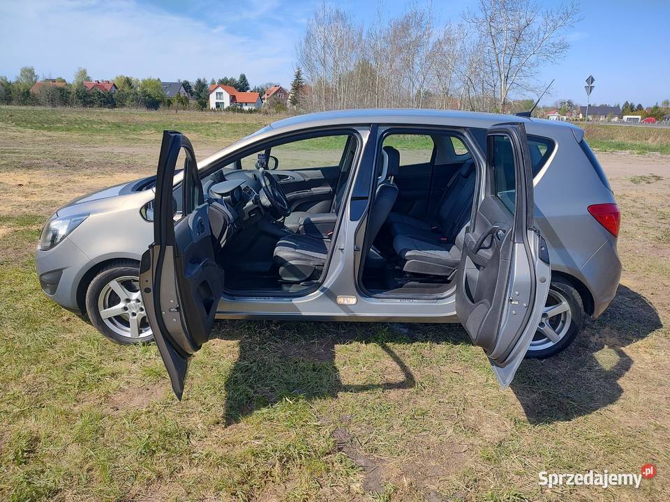 Opel Meriva wersja Cosmo Grudzień 2010 ładny dolnośląskie Środa Śląska
