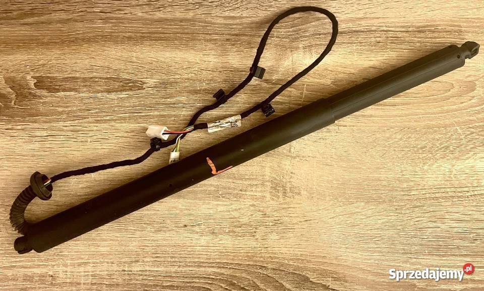 SIŁOWNIK KLAPY BAGAŻNIKA MERCEDES B W247 osobowe Katowice