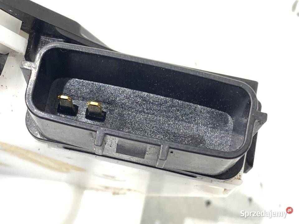 ZAMEK DRZWI PRAWY TYŁ NISSAN XTRAIL T32 SUV