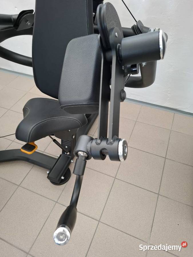 Maszyna IsoLateral Seated Biceps Curl RE8031 Sprzęt do ćwiczeń Wałcz