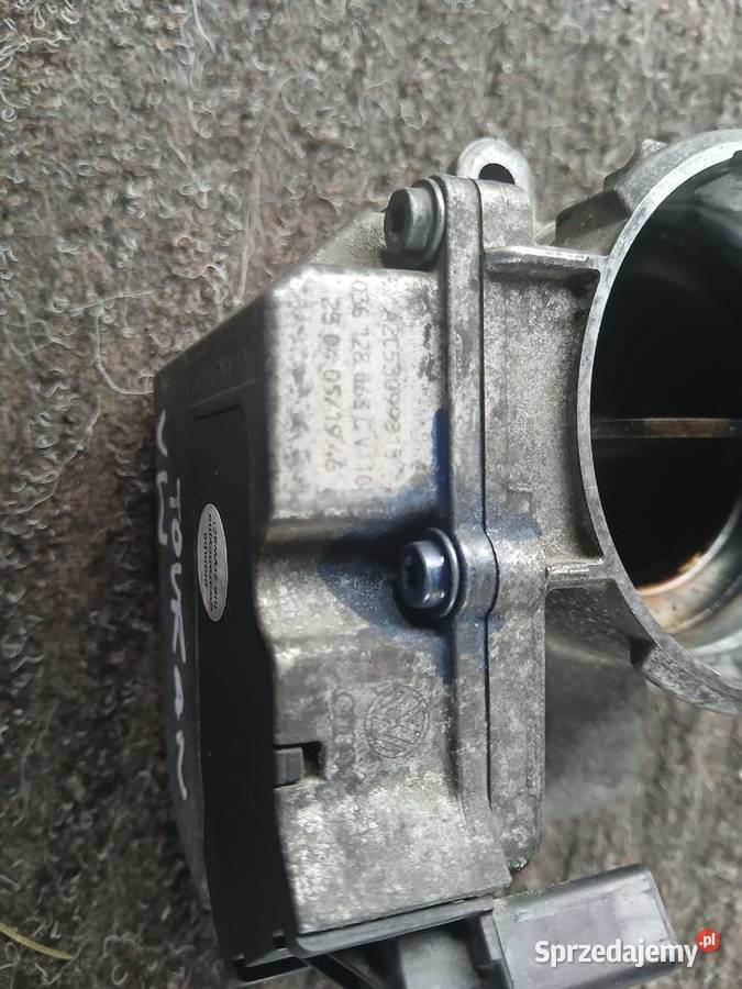 Przepustnica VW Seat Skoda Audi 19 TDI Rok produkcji 2005 Radłów