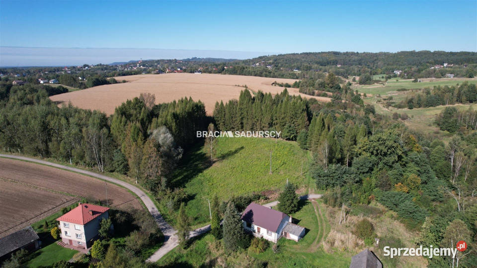 Grunt Poręba Żegoty 8900m2