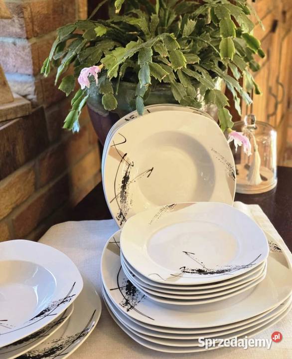 159 Zestaw 18 sztuk talerzy ślaczki Zabrze
