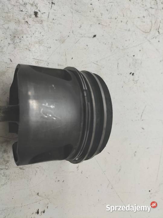 TŁOK KORBOWÓD 81L33 25 TDI Volvo V70 II 19992007