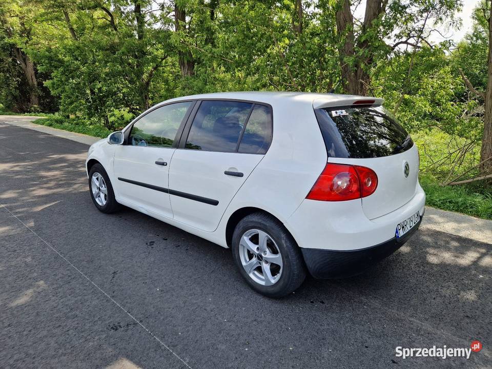 GOLF V 14 Mpi Izbica Kujawska