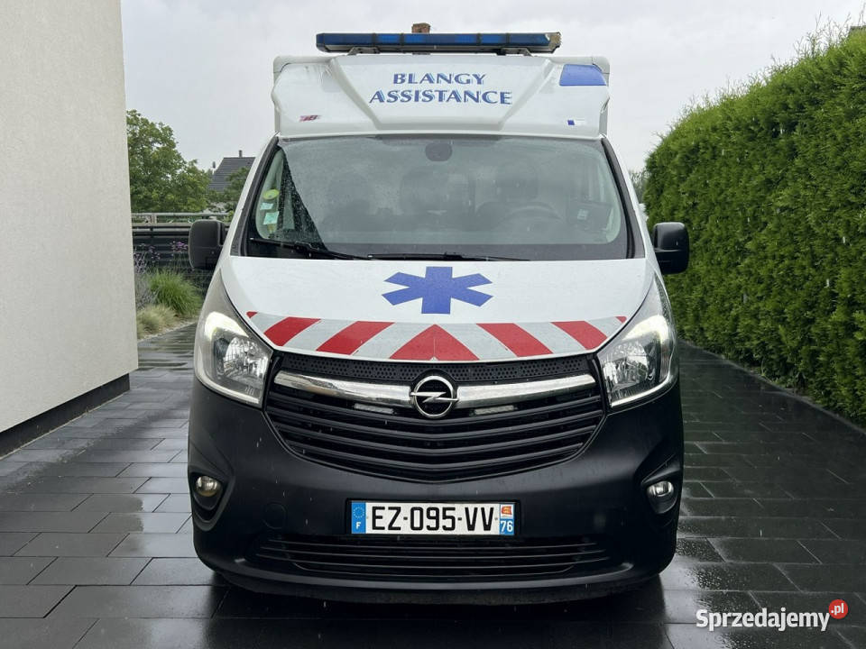 ambulansy Opel Vivaro Opel Vivaro Kontener VAT marża Specjalne Gostyń sprzedam