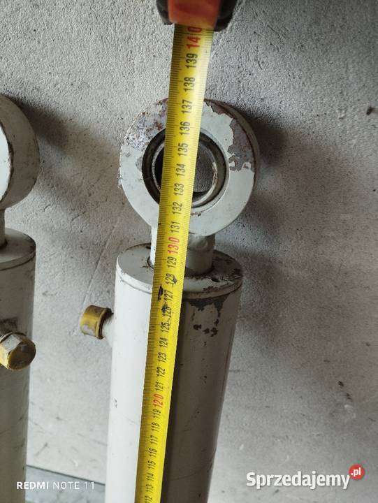 Siłownik hydrauliczny ładowacza czołowego tura Hrubieszów sprzedam