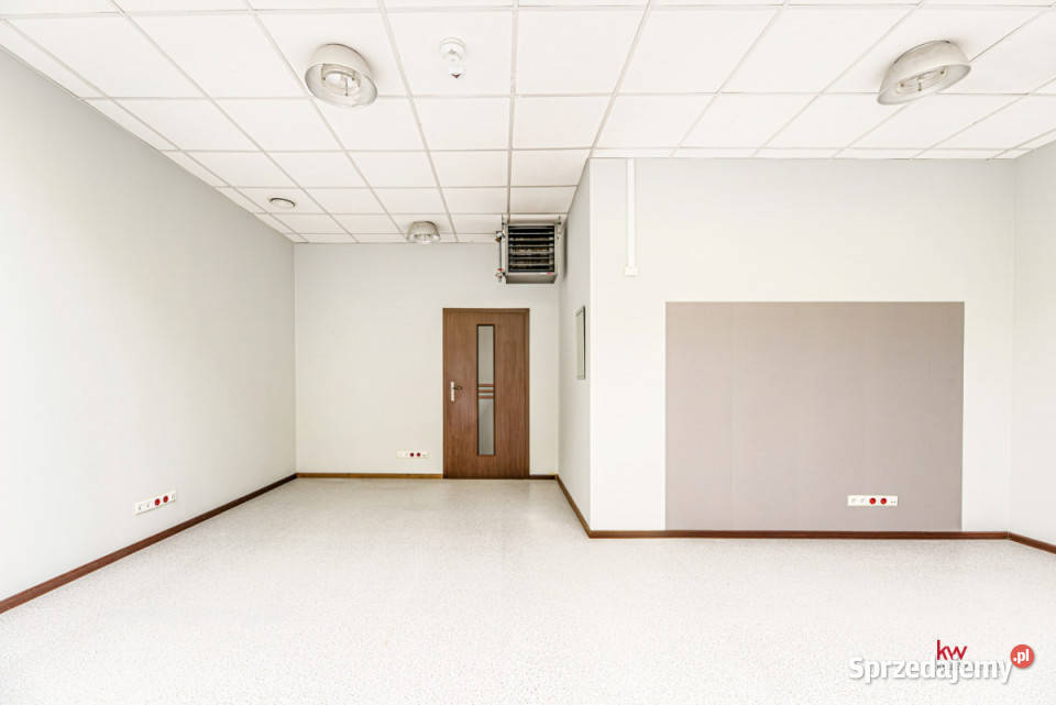 Lokal Poznań Polska 60m2 magazyn