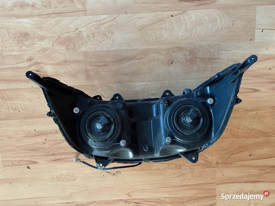 Lampa reflektor przód Aprilia Atlantic 1252013r Ostrów Wielkopolski sprzedam