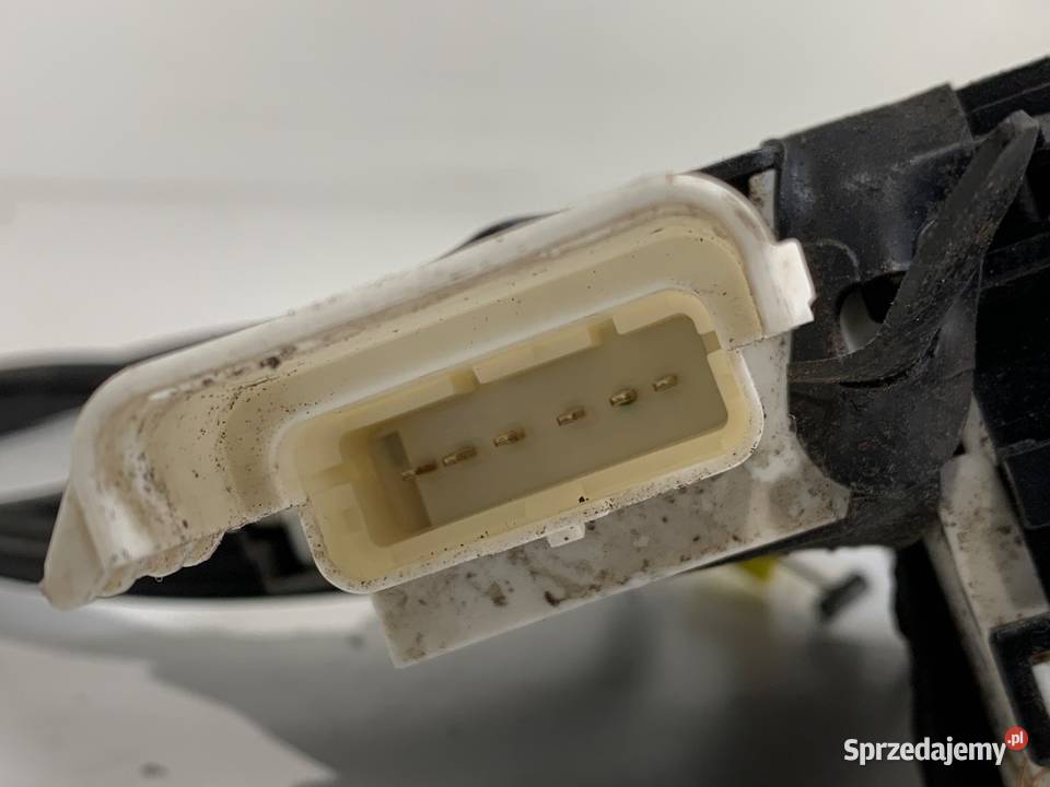 ZAMEK DRZWI PRAWY PRZÓD CITROEN C4 Hatchback