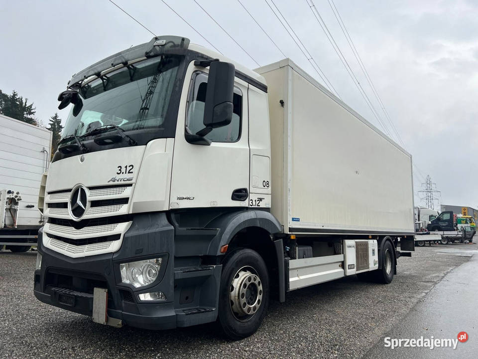 Chlodnia Mercedes Warszawa sprzedam