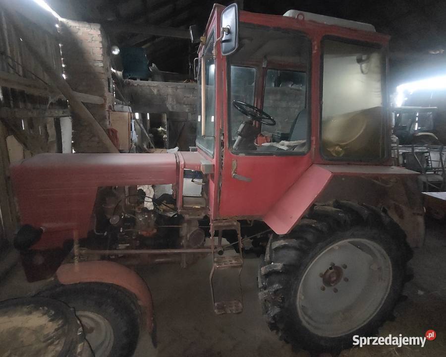 Ciągnik T25 uszkodzony Władimirec łódzkie Kutno