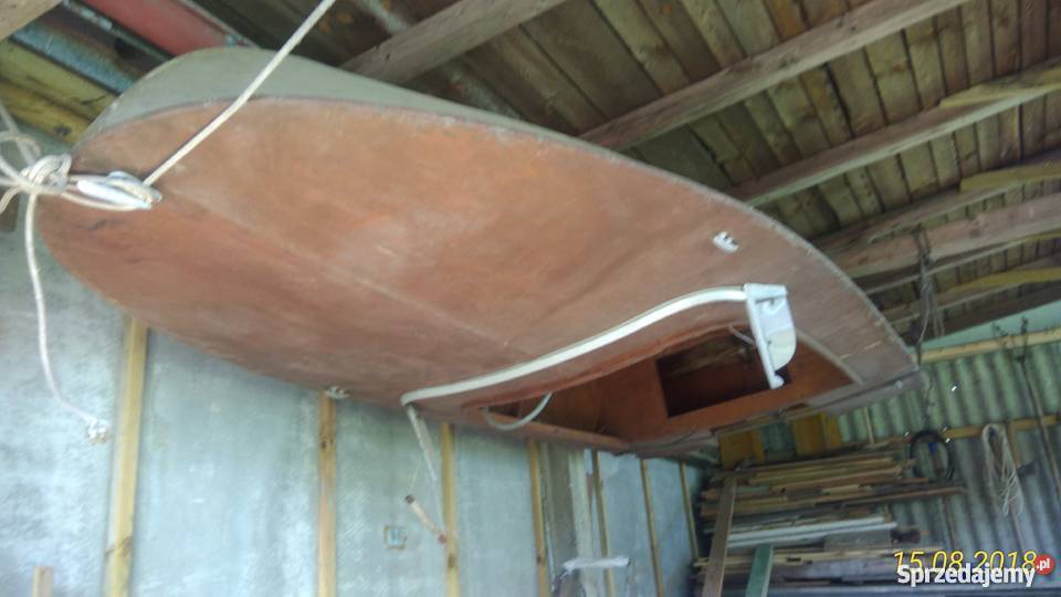 Motorówna drewniana bez silnika do renowacji Dąbrówno