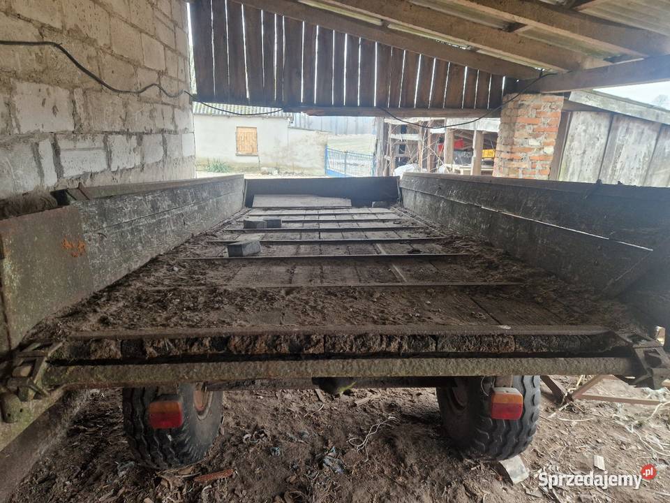 Przyczepa platforma rozrzutnik Przyczepy rolnicze sprzedam