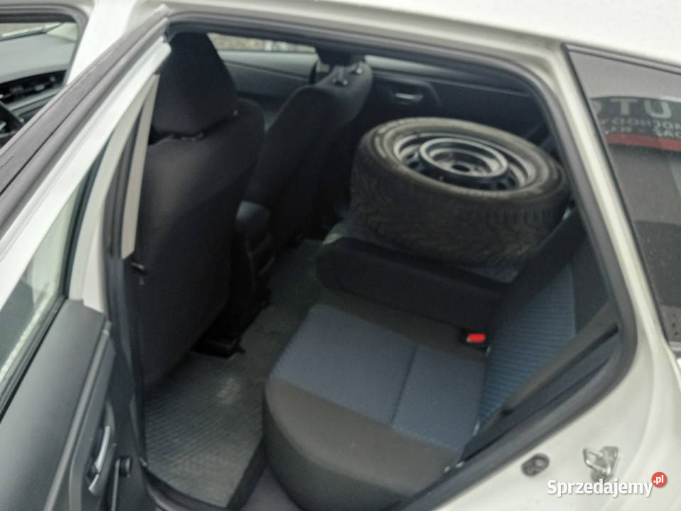 Toyota Auris II 2012 Janów Lubelski sprzedam