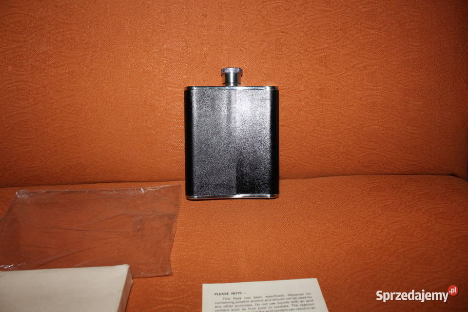 Piersiówka Jelenie Made in England 6OZ Pozostałe śląskie Chorzów sprzedam