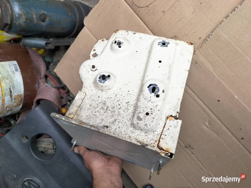 PEUGEOT 306 14B PODSTAWA UCHWYT AKUMULATORA Kamień-Kolonia sprzedam