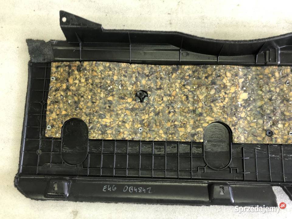 PODŁOGA TAPICERKA BAGAŻNIKA 8208370 BMW E46