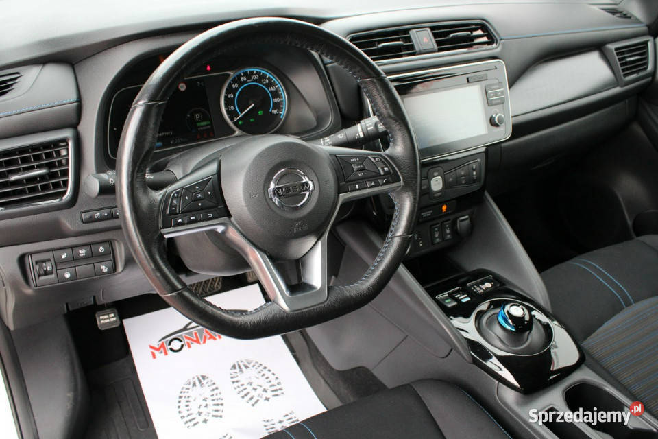 Nissan Leaf Napęd elektryczny 40 kWh Salon