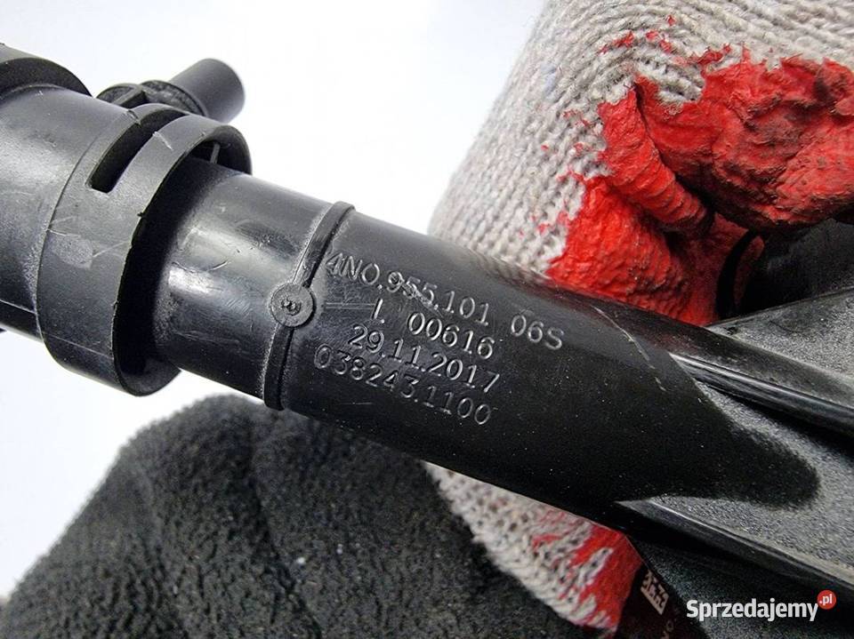 SPRYSKIWACZ LAMPY AUDI A8 L D5 4N 4N0955101 osobowe Lipno
