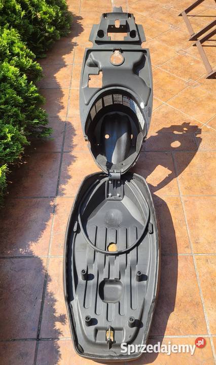 siedzenia nocnik PIAGGIO CARNABY 125200 0711r Piła sprzedam