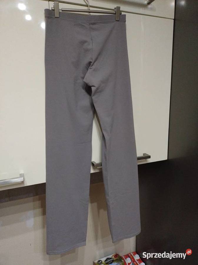 Spodnie dresowe w kolorze szarym REEBOK Lublin