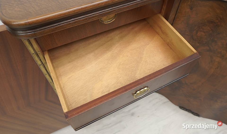 Antyczna komoda w stylu międzywojennym tata 30te Jerka