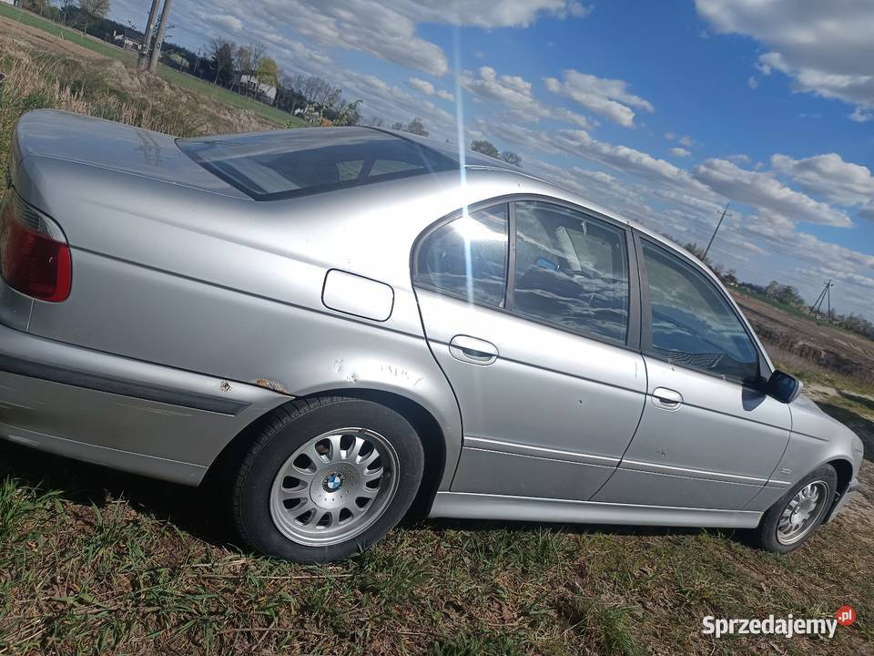 Sprzedam samochód BMW E 39 seria 5 20 bezyna gaz kujawsko-pomorskie Osięciny