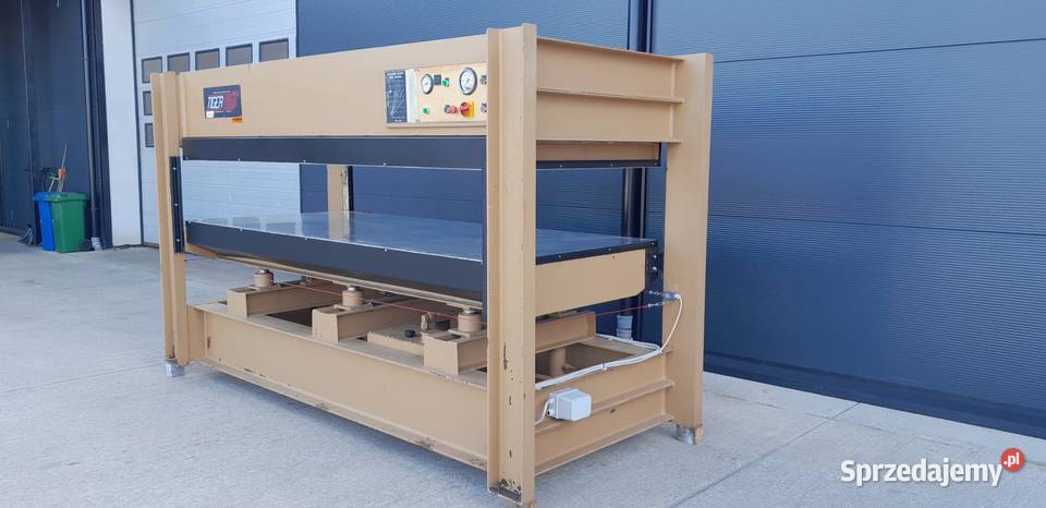 Prasa półkowa TIGER 1300x3000 626