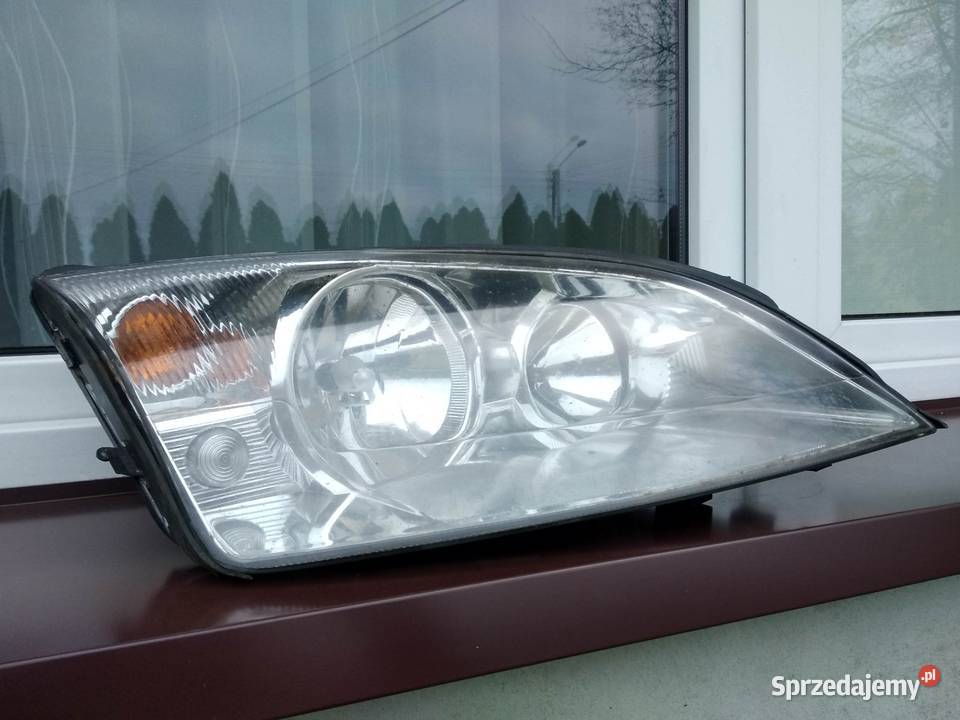 Ford Mondeo MK3 lampa przednia prawa reflektor osobowe Sieradz sprzedam