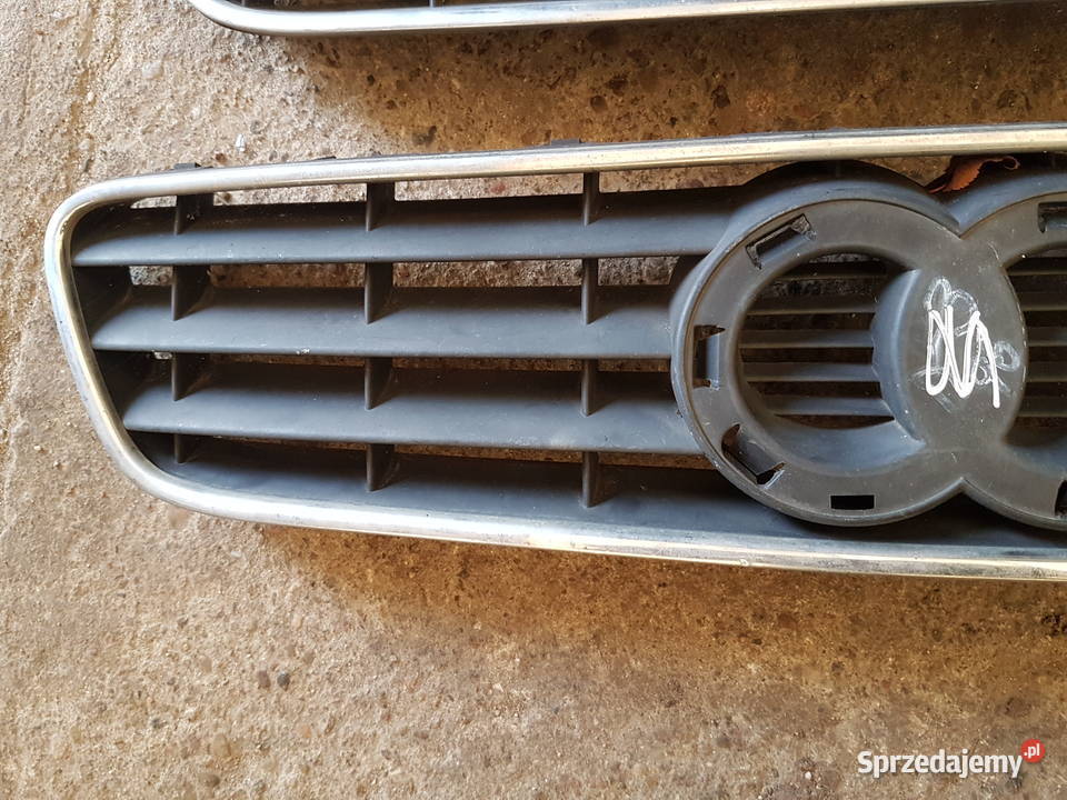 AUDI A3 8L 1997 ATRAPA GRILL ZNACZEK 8L0807683 Atrapy Turkowice