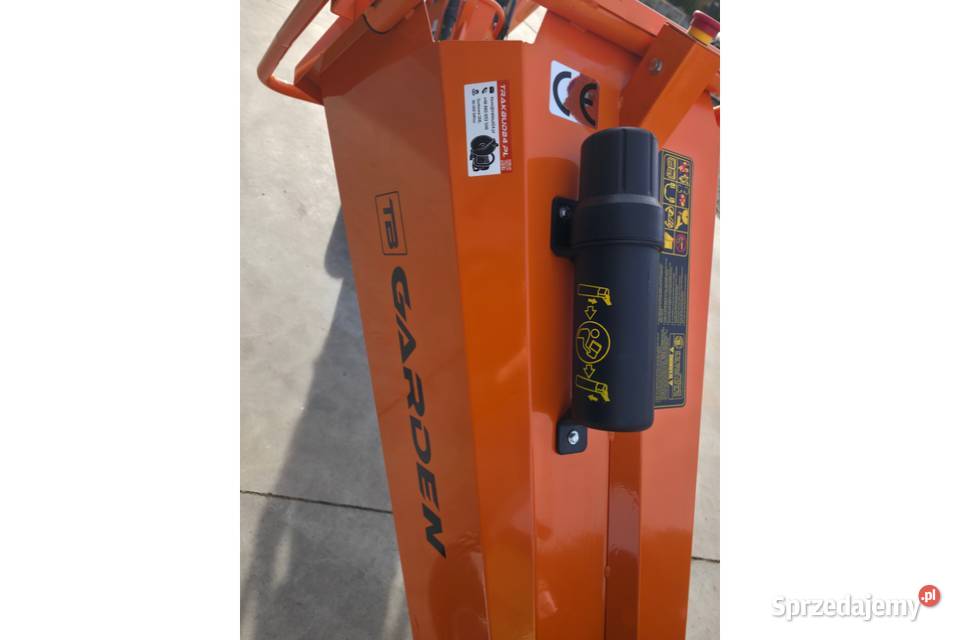 MOCNY ROZDRABNIACZ DO GAŁĘZI RĘBAK SPALINOWY TB Pozostałe dolnośląskie Dunkowa