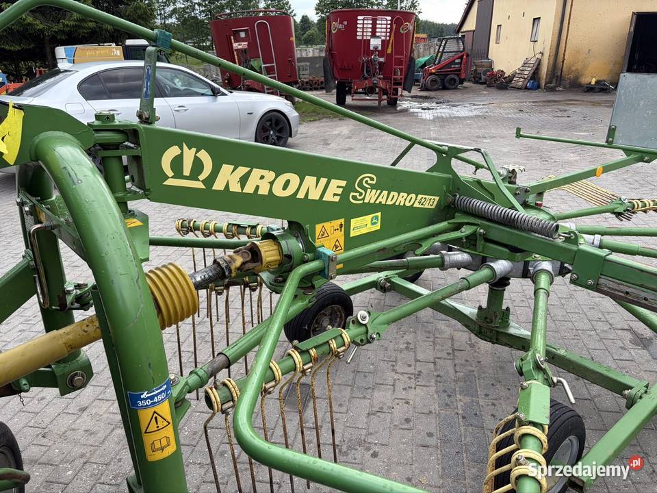 Zgrabiarka karuzelowa Krone Swadro 4213 Myszyniec sprzedam