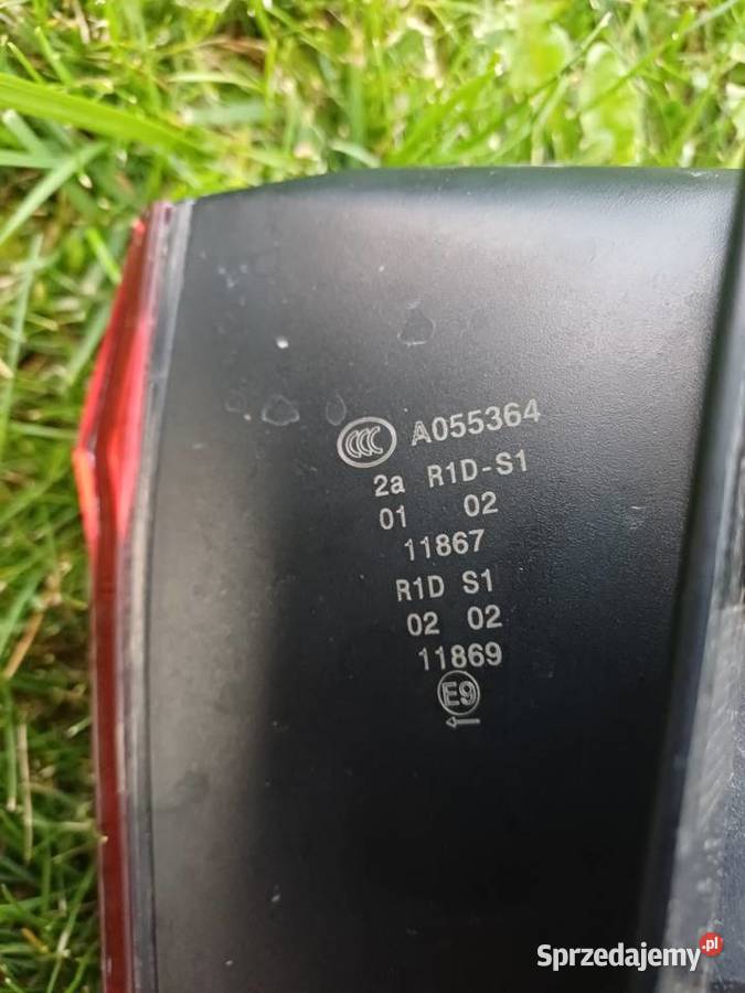 Lampa lewa tył VW Touran III 20152019 led migacz Lampy tylne dolnośląskie sprzedam
